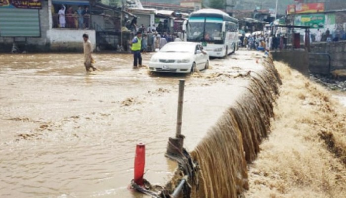 Thousands of schools swept by flash floods | Daily National Courier