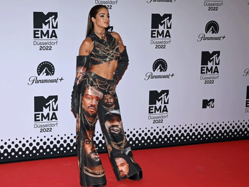 Israeli singer Noa Kirel wears Kanye West outfit at MTV event