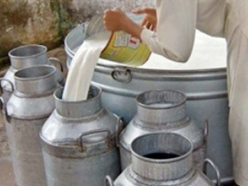 Fresh milk price touches Rs200/litre