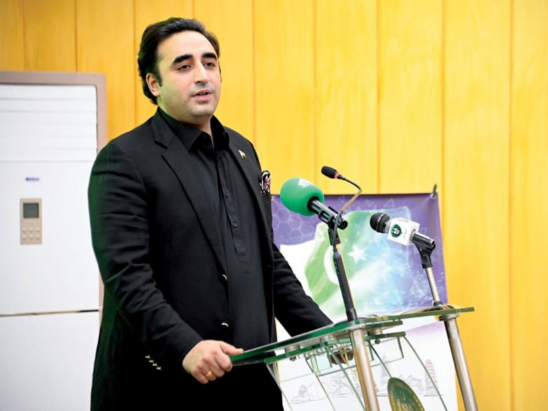 FM Bilawal lauds NADRA’s efforts, launches automation of power of attorney for expats