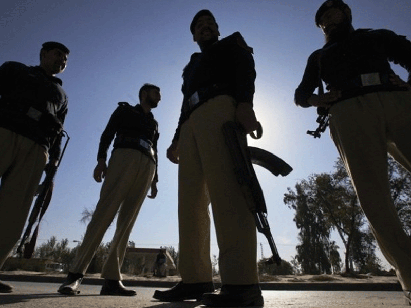 Sindh police constable found involved in snatching