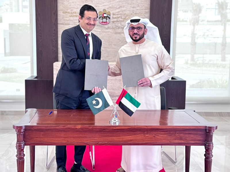 UAE Consulate, Crown Group sign MoU