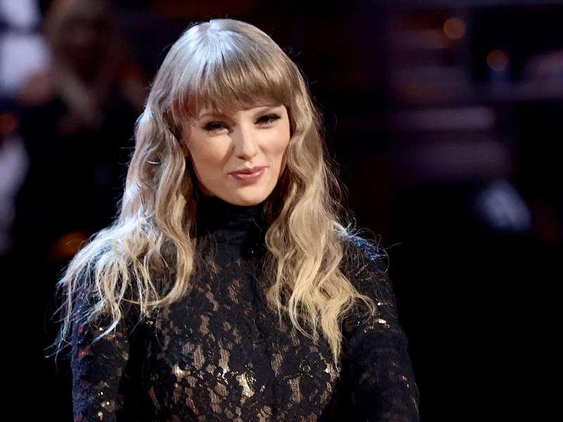 Taylor Swift songwriting course to be offered at Texas Varsity