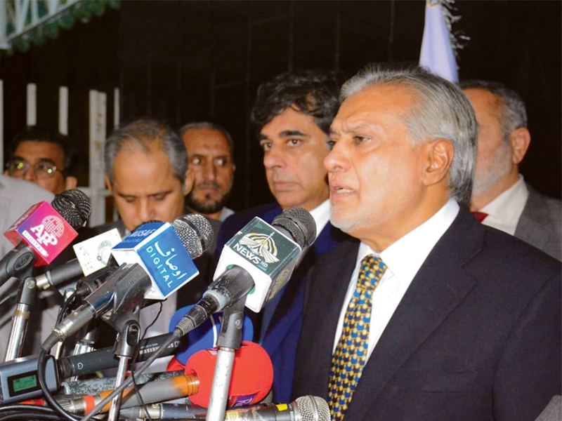 Ishaq Dar guarantees provision of subsidised power to exporters