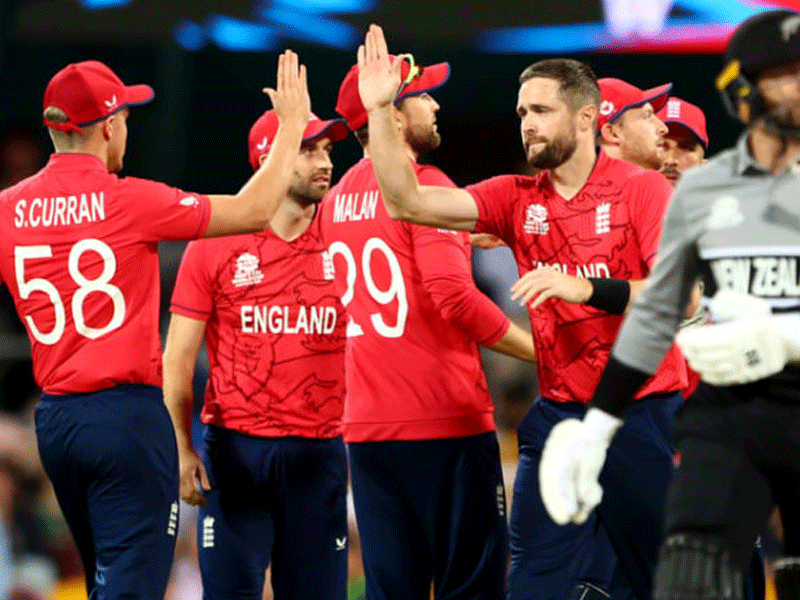 England downs New Zealand to keep T20 WC semi-finals hopes alive