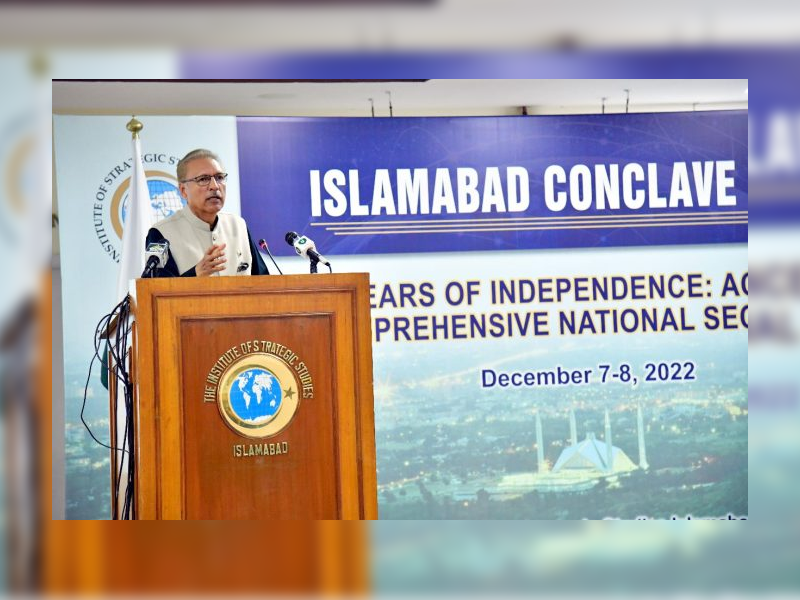 Democracy, mly defence key elements to safeguard country: President Alvi