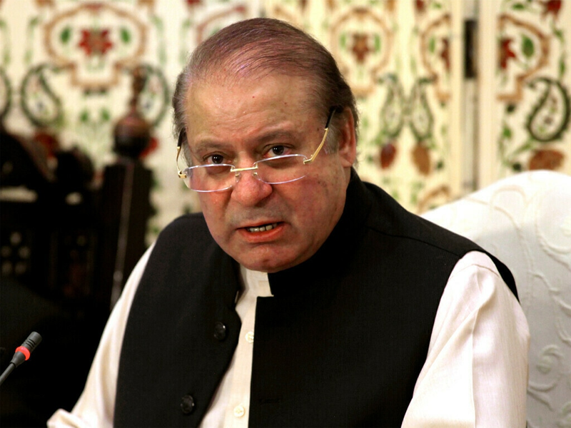 Nawaz Sharif calls party senior leadership, legal team in London