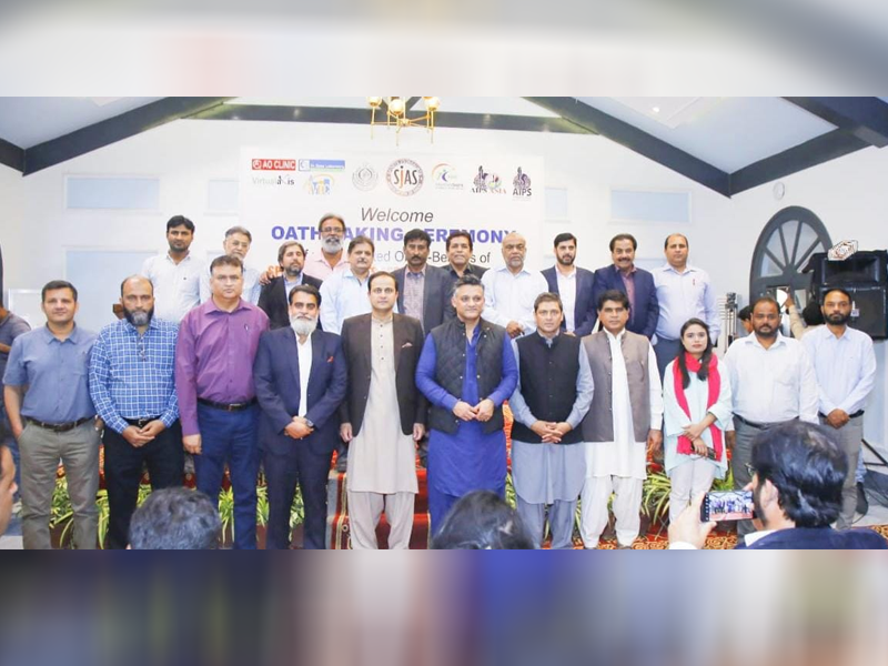 Murtaza Wahab lauds sports journalists efforts in promoting sports