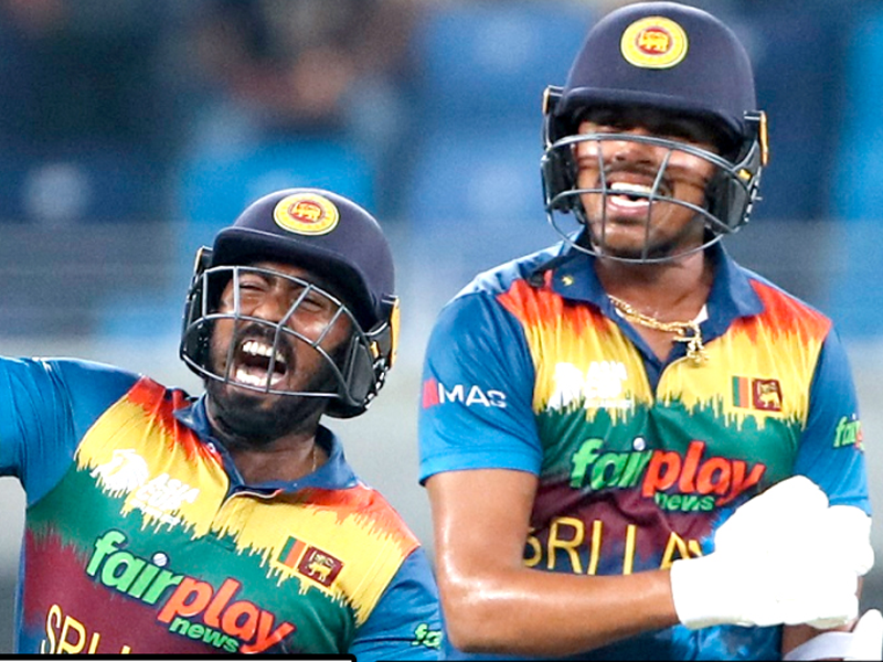 SriLanka sinks Bangladesh to qualify for Super 4s