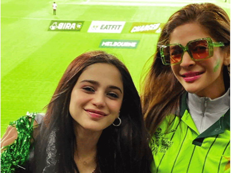 We will rise again: Ayesha Omar, Mansha Pasha, others cheer Pakistan post loss against India