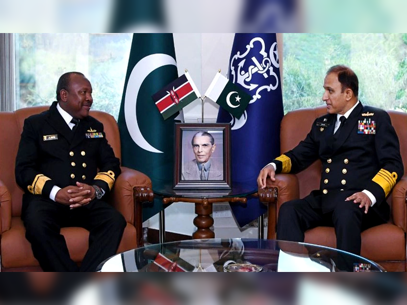 ‘Commander Kenya Navy Major Gen Jimson, Chief of Naval Staff Niazi discuss defence, regional security’