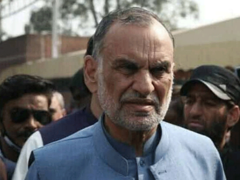 SHC bars police from arresting Azam Swati in more cases