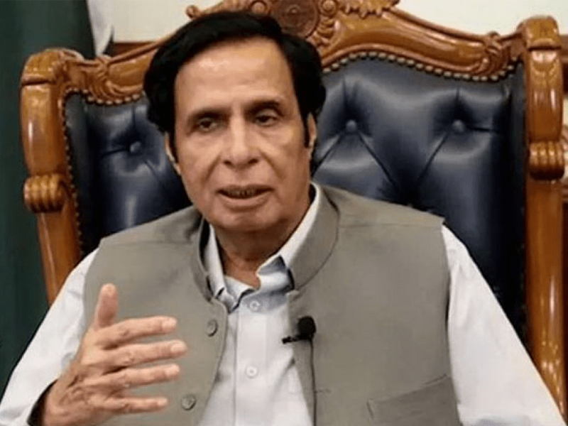 CM Pervaiz Elahi advises Imran Khan to delay Punjab Assembly’s dissolution