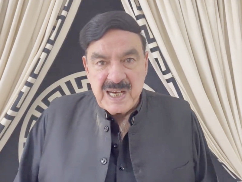 Sh Rasheed appeals to CJP after ‘raid’ at Islamabad home, says ‘life in danger’