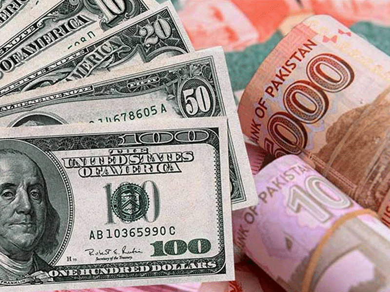 Dollar reaches Rs306 against rupee