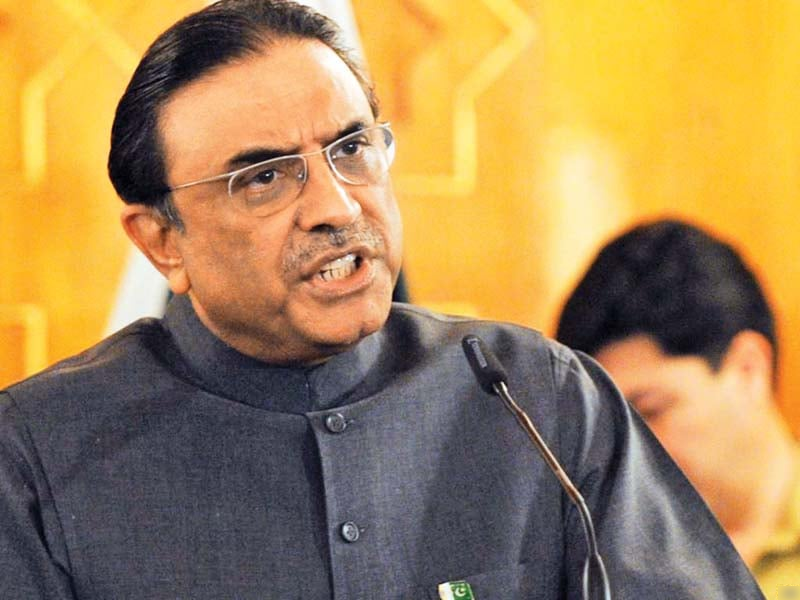 Asif Zardari proposes govt of Rs35,000 ‘wage plan’ for poverty-stricken masses