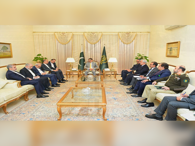 PM Kakar reaffirms Pakistan’s commitment to strengthen ties with Iran