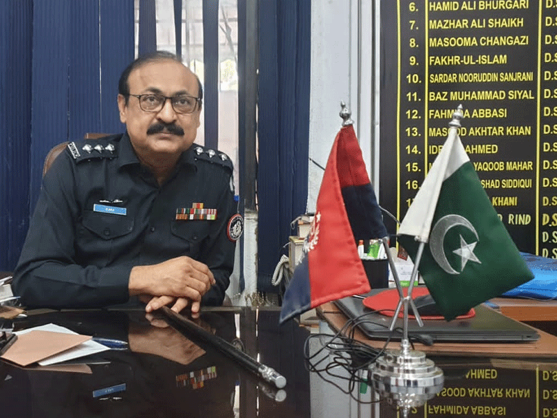 Driving License Branch Nazimabad moving towards digitalisation: DSP Aijaz