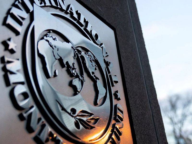 IMF asks Pakistan to ‘do more’ on external financing front