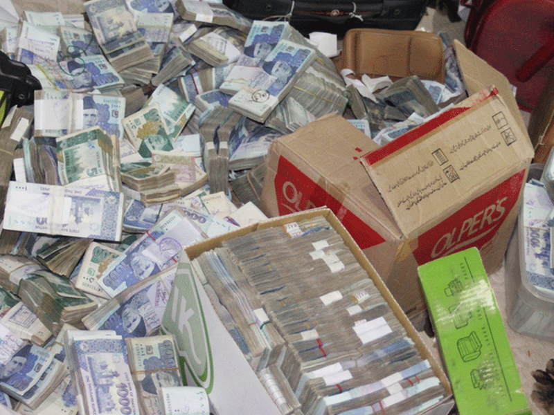 FIA nabs four for hawala, hundi business, $105,000 seized