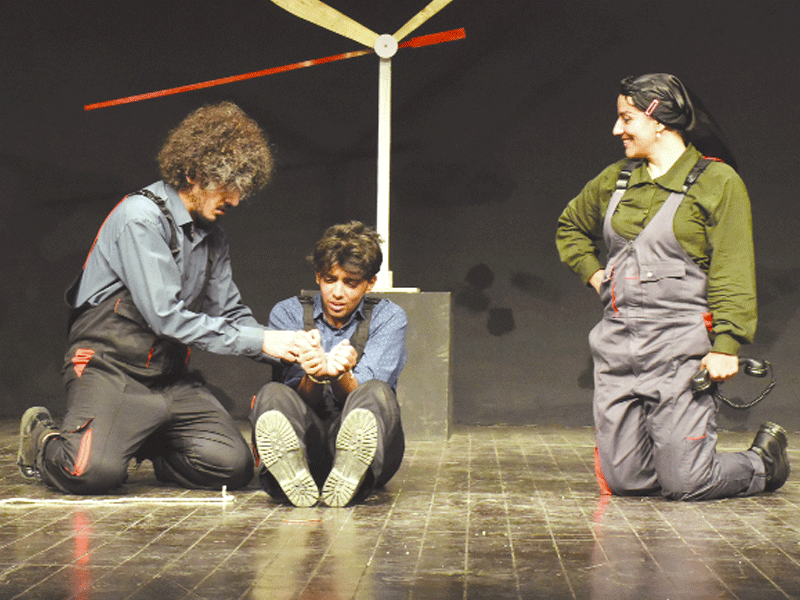 Iranian theatre play ‘TIK TAK’ presented at Pakistan Theatre Festival at Arts Council