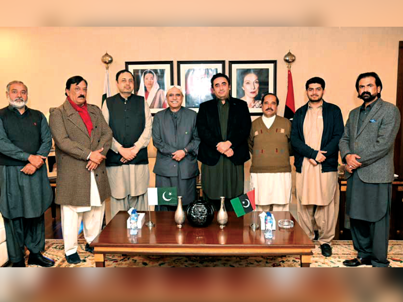 More PML-N leaders join PPP