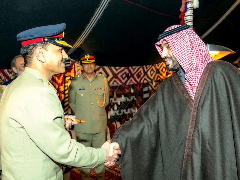 COAS Munir holds meeting with Saudi Crown Prince, performs Umrah