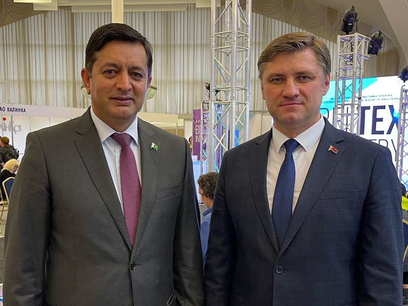 Pak Envoy to Belarus attends ‘BelTexIndustry’ exhibition-22