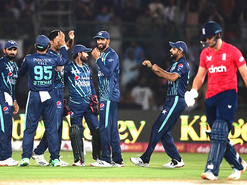 Moeen’s fifty ‘futile’ as Pakistan beats England in a final-over thriller