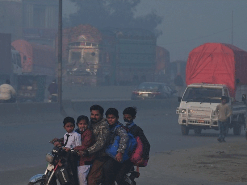 Smog in Lahore: students at risk