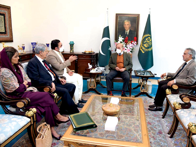 FM briefs PM on ‘Resilient Pakistan’ moot being held next month in Geneva