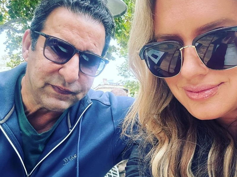 Wasim’s adorable family pictures from Sydney