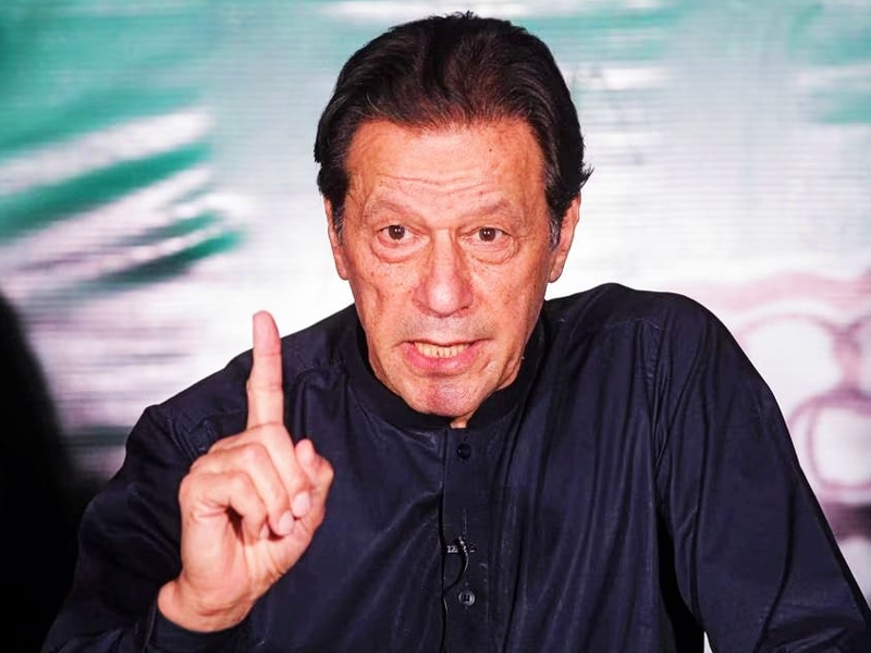 Imran accuses CJP of being ‘biased’ against PTI