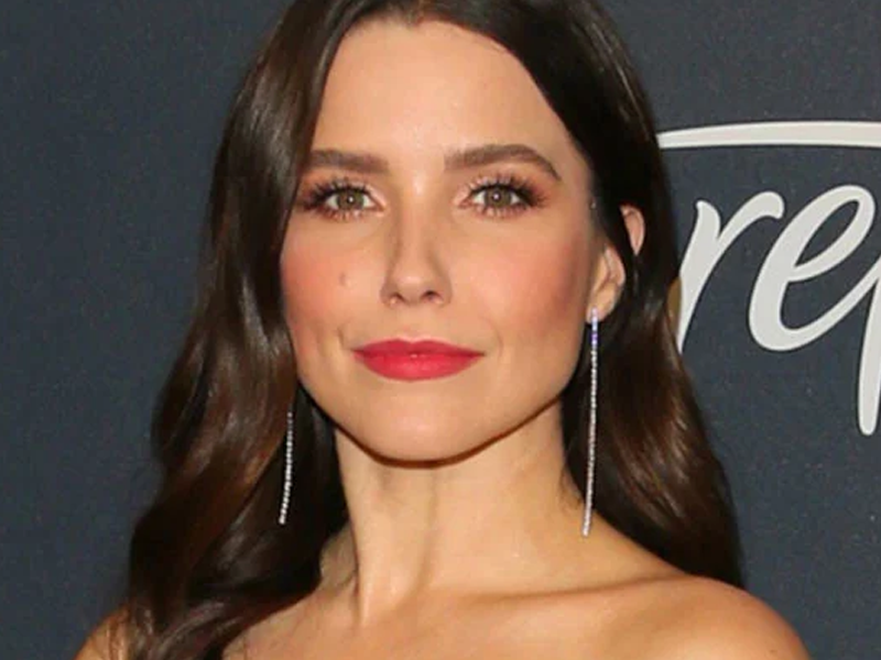 Sophia Bush channels ‘One Tree Hill’ Brooke Davis in throwback video