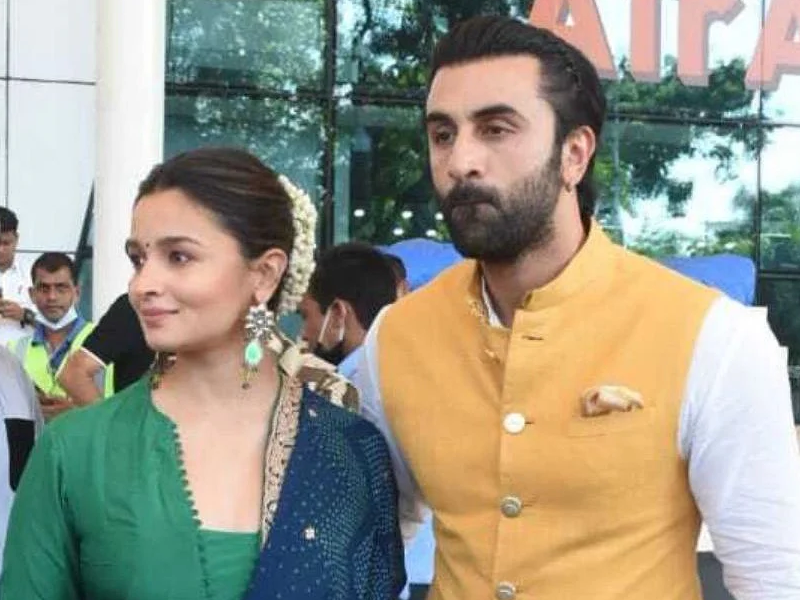 Ranbir, Alia stopped from entering temple over decade-old beef comments