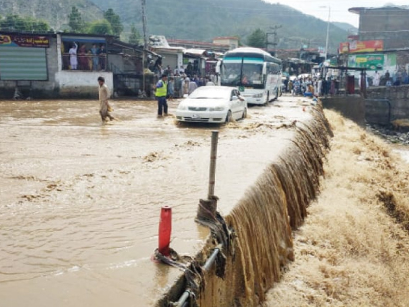 Thousands of schools swept by flash floods