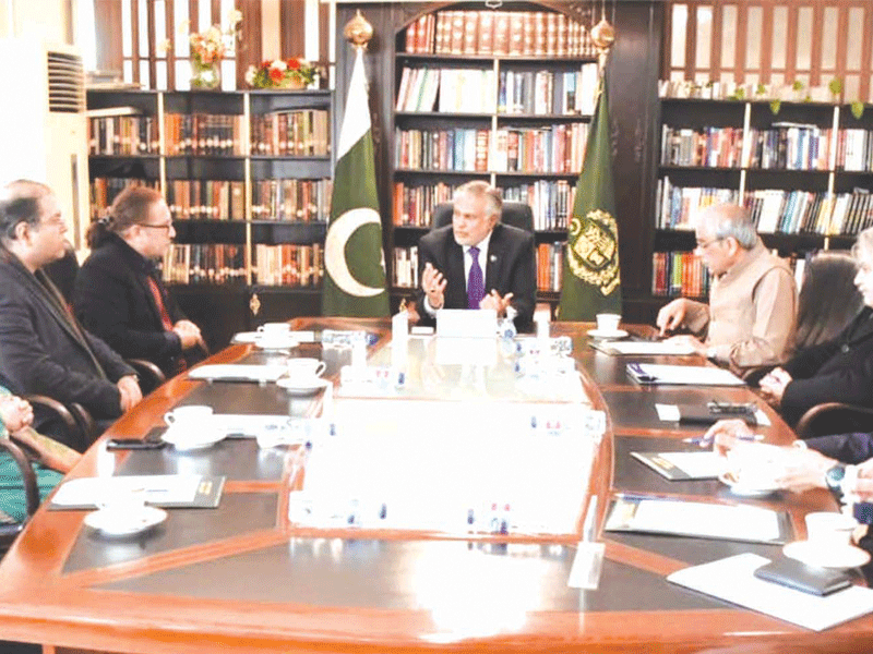 Dar urges SECP to ensure regulatory oversight for high economic growth