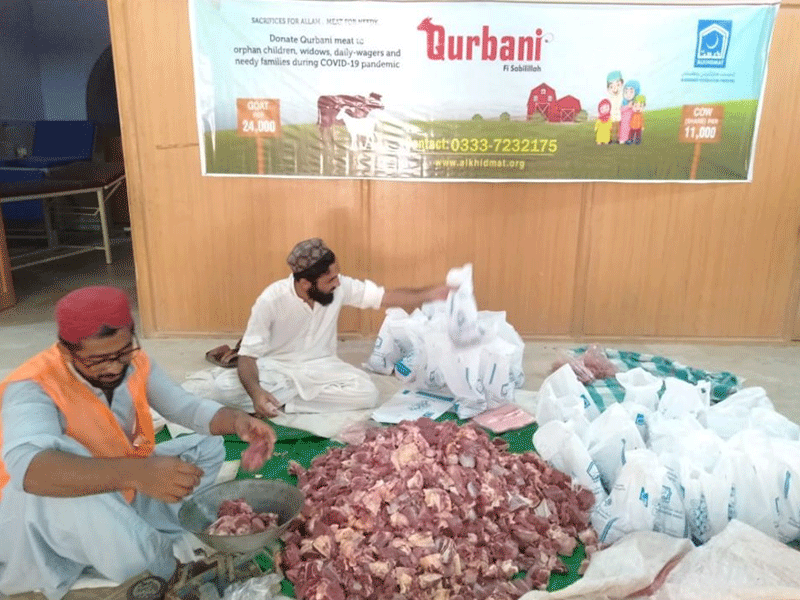 Alkhidmat distributes more than 1,500 kg of chicken meat daily on Ramadhan Meat Drive