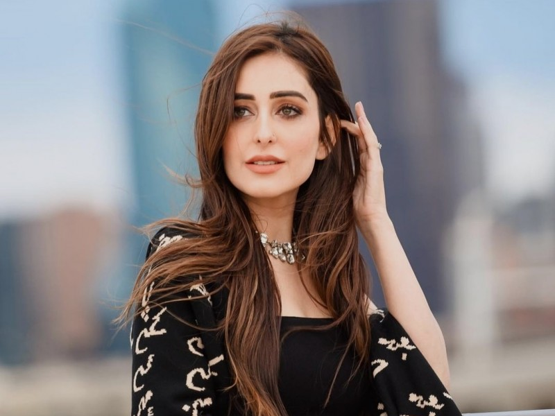 Is actress Sidra Niazi relative of ex-PM Imran Khan?