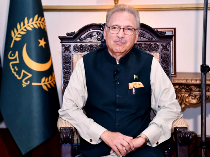 Alvi nods Pak Diamond Jubilee Medal