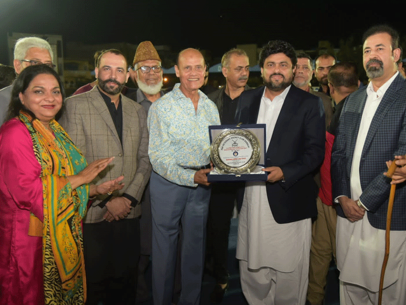 ‘Gov Sindh lauds efforts of Olympian Islahuddin for promoting Hockey’