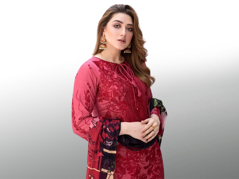 Fair skin tone: Momina reveals she faced problems in showbiz