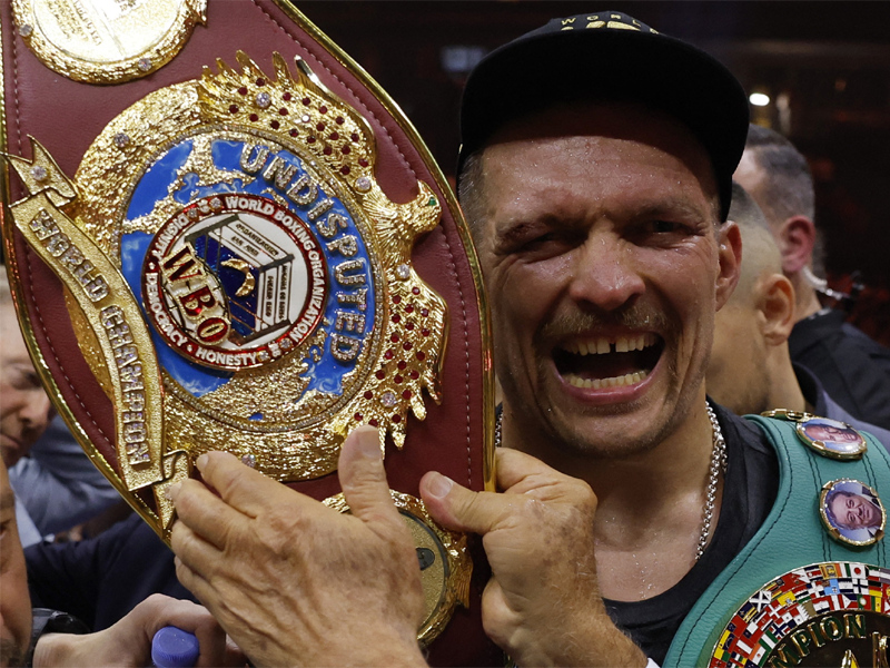 Usyk beats Fury to become undisputed heavyweight champion