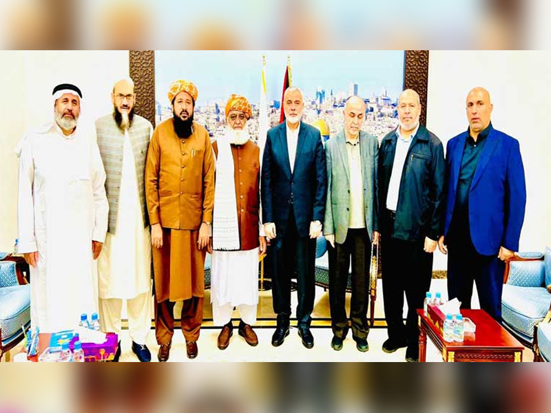 Fazl meets Hamas leaders in Qatar