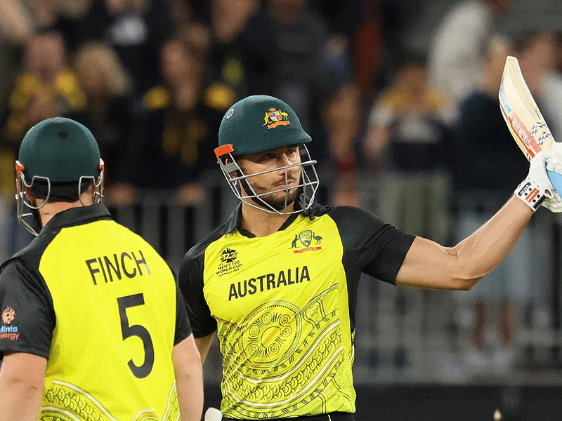 Stoinis goes berserk as Australia breezes past Sri Lanka