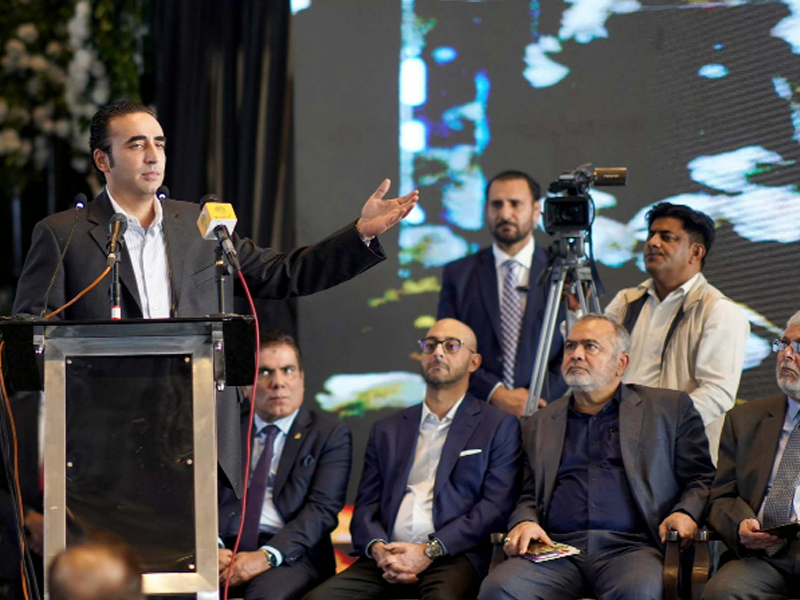 Bilawal pledges to solve business sector challenges