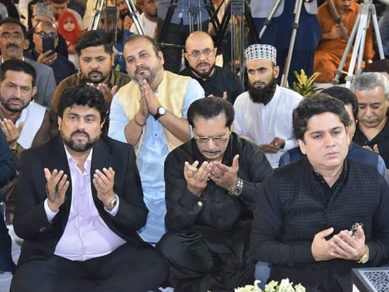 Zeeshan Lohya organises ‘Takmeel-e-Quran’ gathering in city