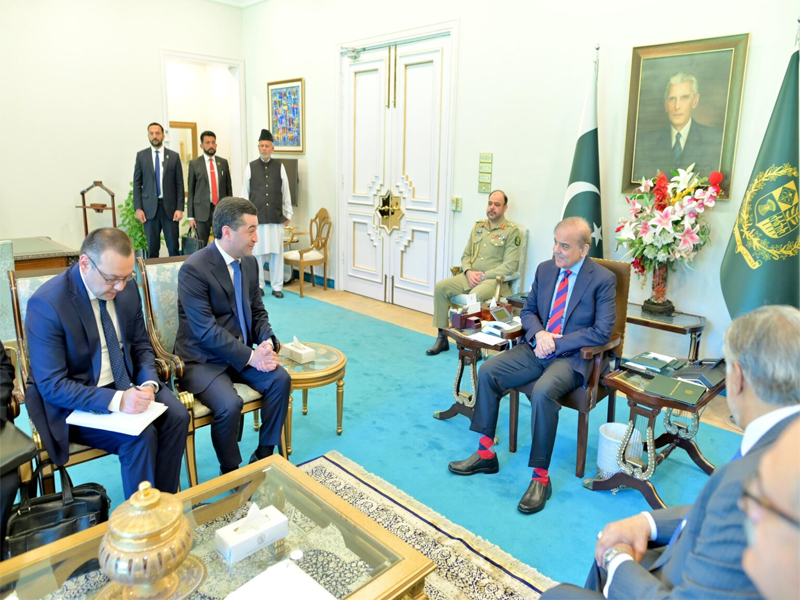 PM reiterates commitment to complete trade, connectivity projects with Uzbekistan