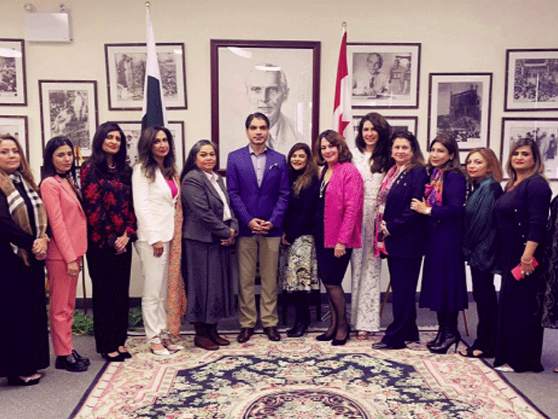 Acting envoy hosts roundtable of LADIESFUND in Toronto