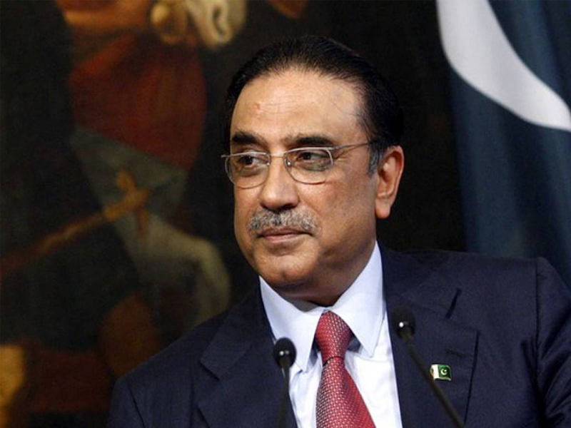 Asif Zardari seeks time to take PPP top brass on board